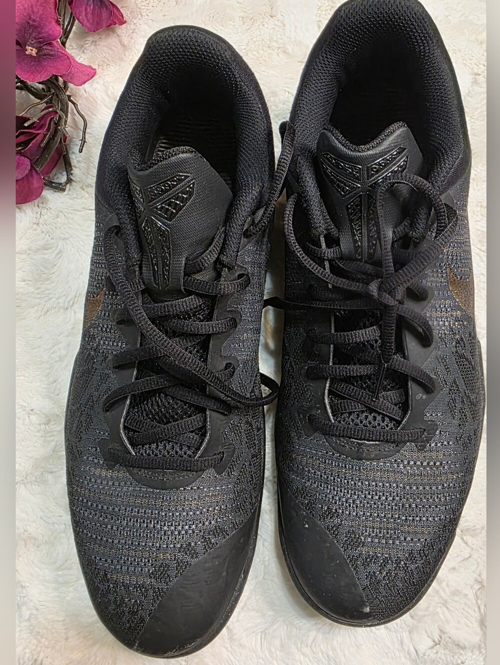Mamba Rage Gold Stars Nike Men's Black Knit Athletic Lace-Up Sneakers